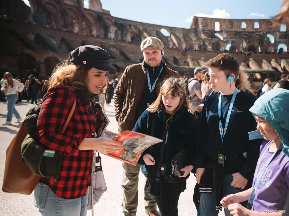 Panoramisch uitzicht vanaf de Palatijn tijdens de Colosseum Arenavloer tour