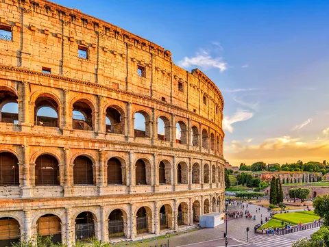 Guidad Colosseum-tur med grupp vid Romerska Forum och Palatinen