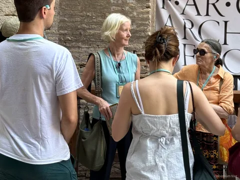 Ruinerne i Romerske Forum på den guidede Colosseum-tur