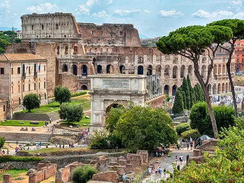 Palatine Hill panoramic view included in the Colosseum guided tour